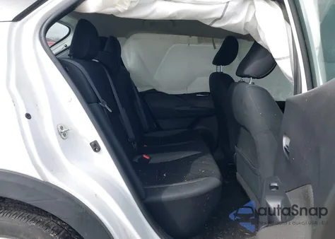 2020 Nissan Kicks Sv Xtronic Cvt z USA, uszkodzony, nr VIN 3N1CP5CV2LL555720